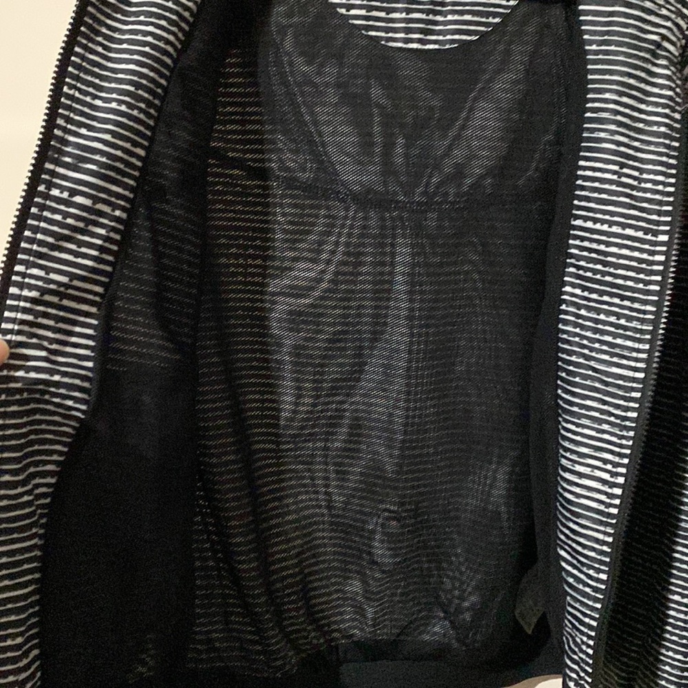 NIKE Size M Ladies Jacket In Perfect Cond - Picture 6 of 8